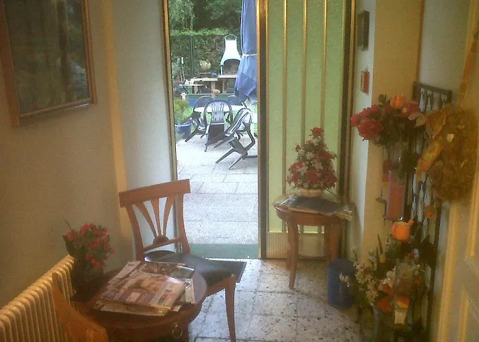 Rustler Hotel 2*