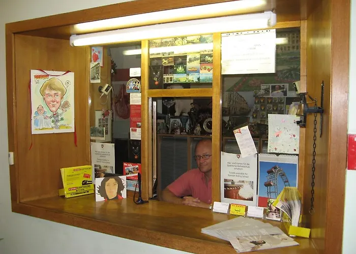 Rustler Hotel 2*